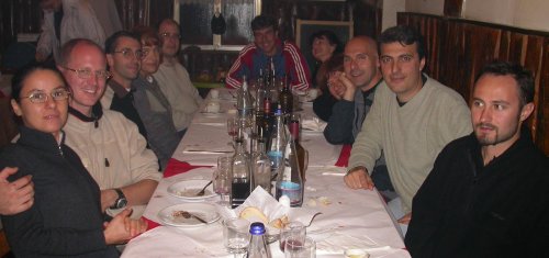 Tutti a cena Tutti a cena